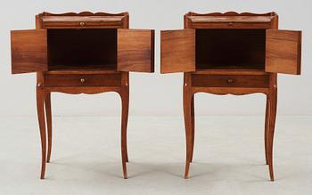 POTTSKÅP/SÄNGBORD, ett par, Nordiska Kompaniet (NK), 1900-talets första hälft.