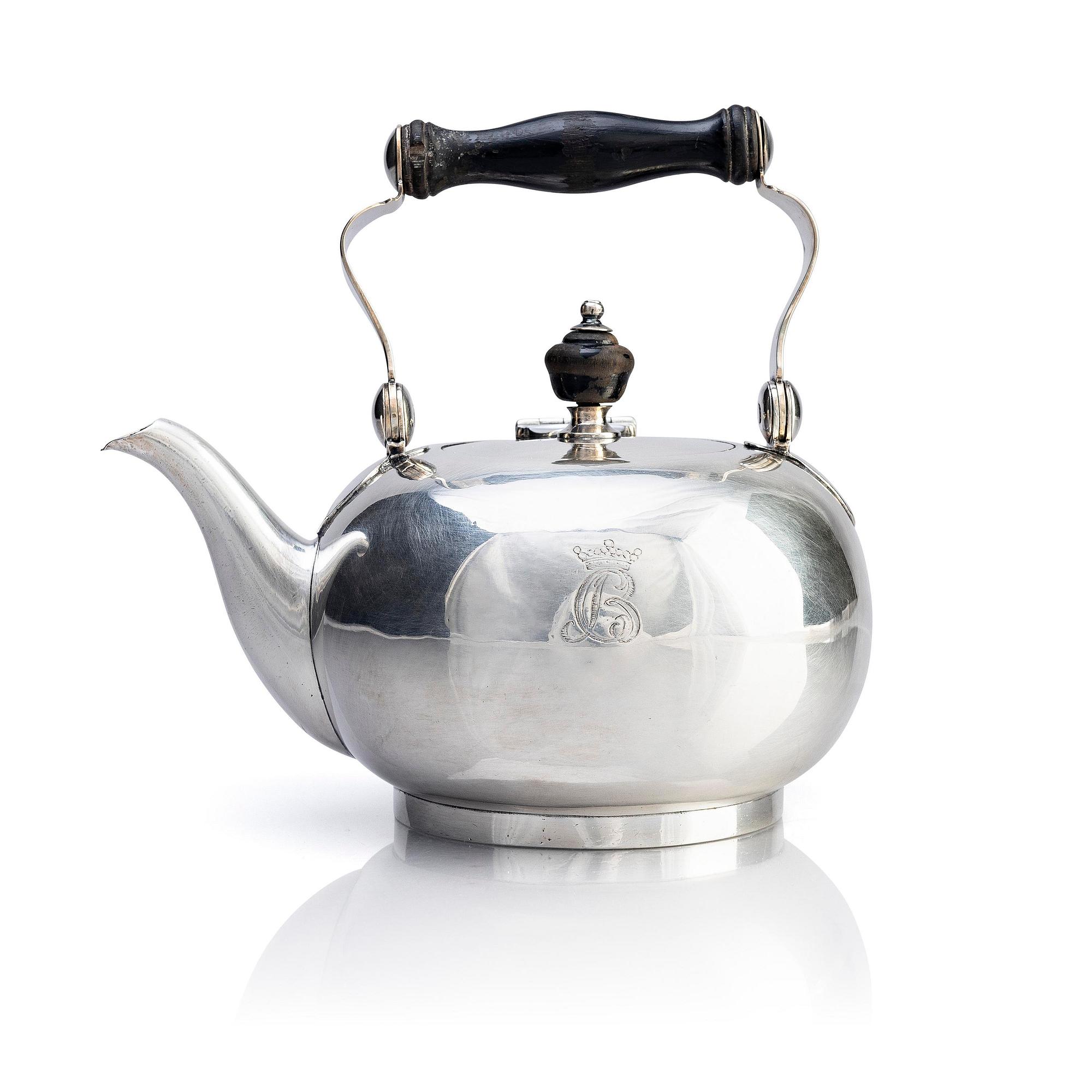 A Swedish 18th century silver teapot, mark of Arvid Floberg, Stockholm 1790.