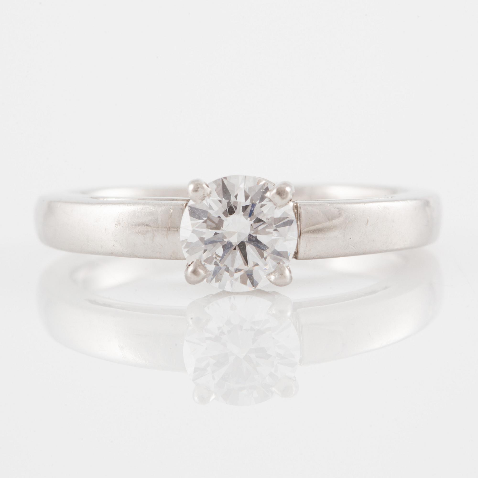 Ring, platinum with brilliant-cut diamond, approx. 0.70 ct.