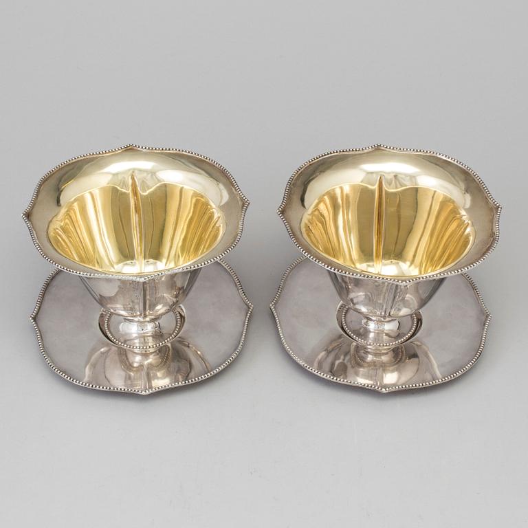 A pair of 1874 gravy bowls, Gothenburg.