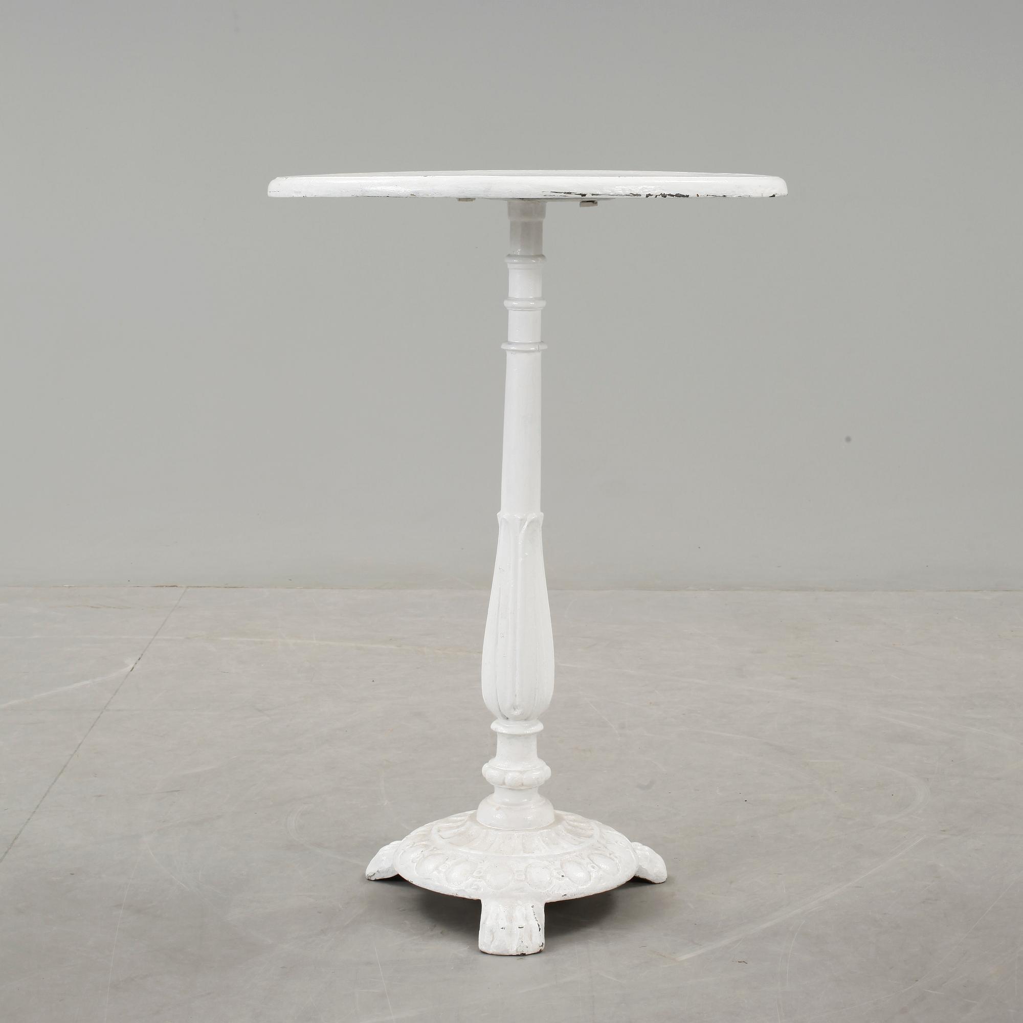 TRÄDGÅRDSBORD, järn, 1800-talets slut.