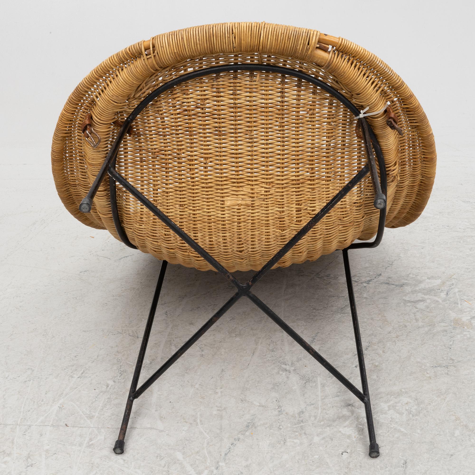 Kerstin Hörlin-Holmquist, an armchair, "Stora Kraal", designed for Nordiska Kompaniet's Triva series in 1952.