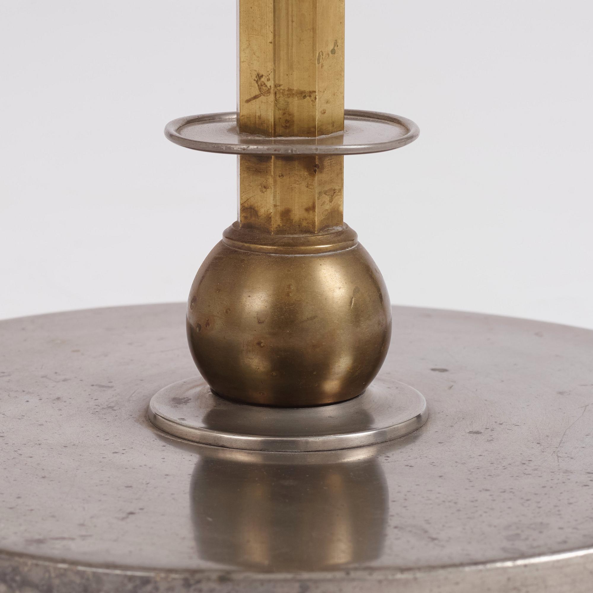 Nils Fougstedt, & Anna Petrus, golvlampa, modell 763 A, Firma Svenskt Tenn, Stockholm 1929.
