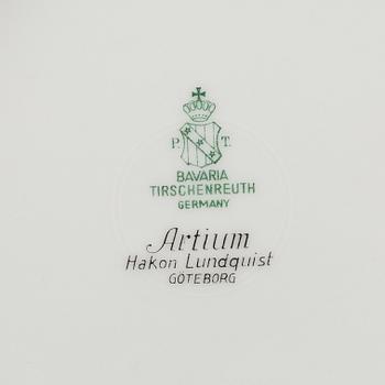 A part dinner service, Bavaria, Tirschenreuth, mid 20th century (55 pieces).