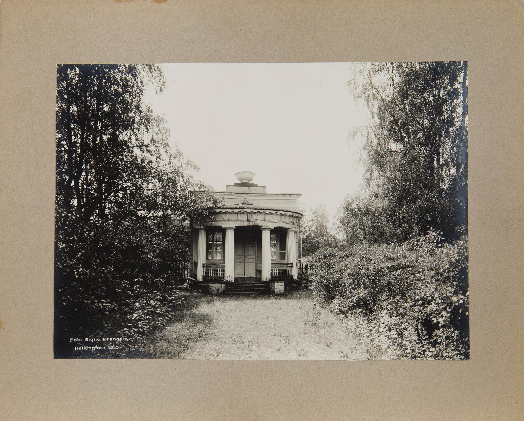 Signe Brander, eleven photographs, mounted on cardboard. First quarter of the 20th century.