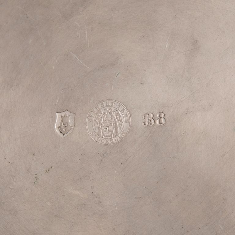 FIRMA SVENSKT TENN, A tin bowl with lid, Sweden 1920's.