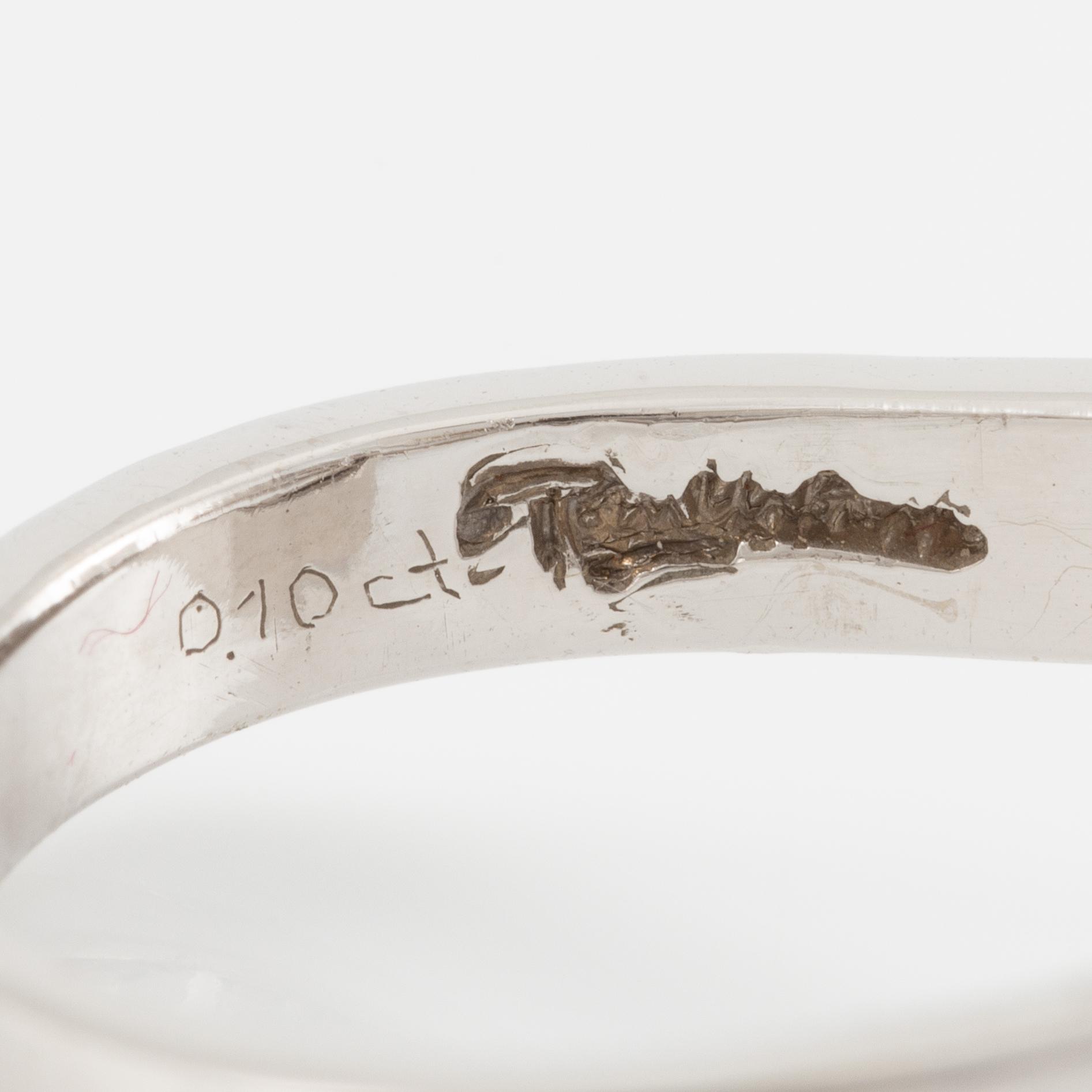 Rey Urban, ring, 18K white gold with brilliant-cut diamond 0.10 ct according to engraving. Stockholm 1977.