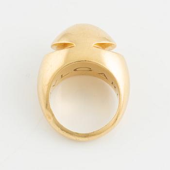 Bulgari, 18K gold ring.