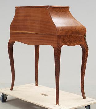 SEKRETÄR, rokokostil, 1900-tal.