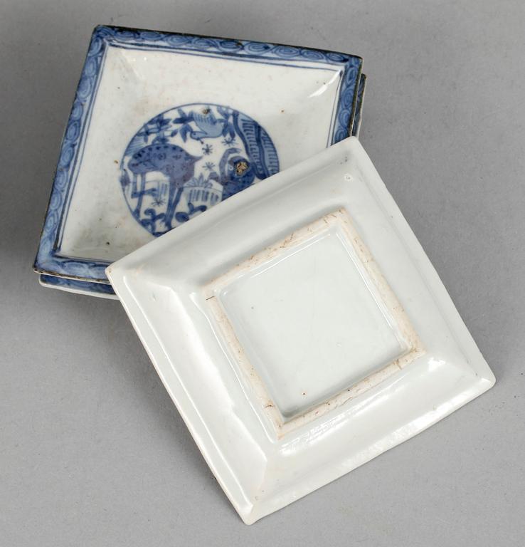PARTI, porslin, 20 delar, Japan samt Korea. 1800-tal.