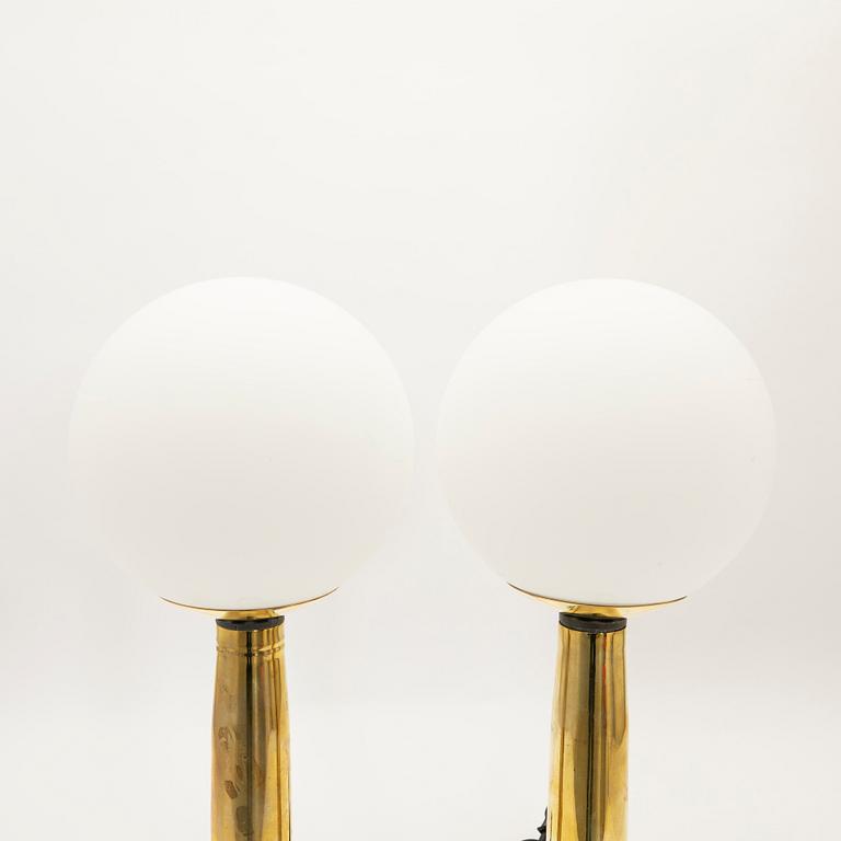 Table lamps, a pair, 20th century.