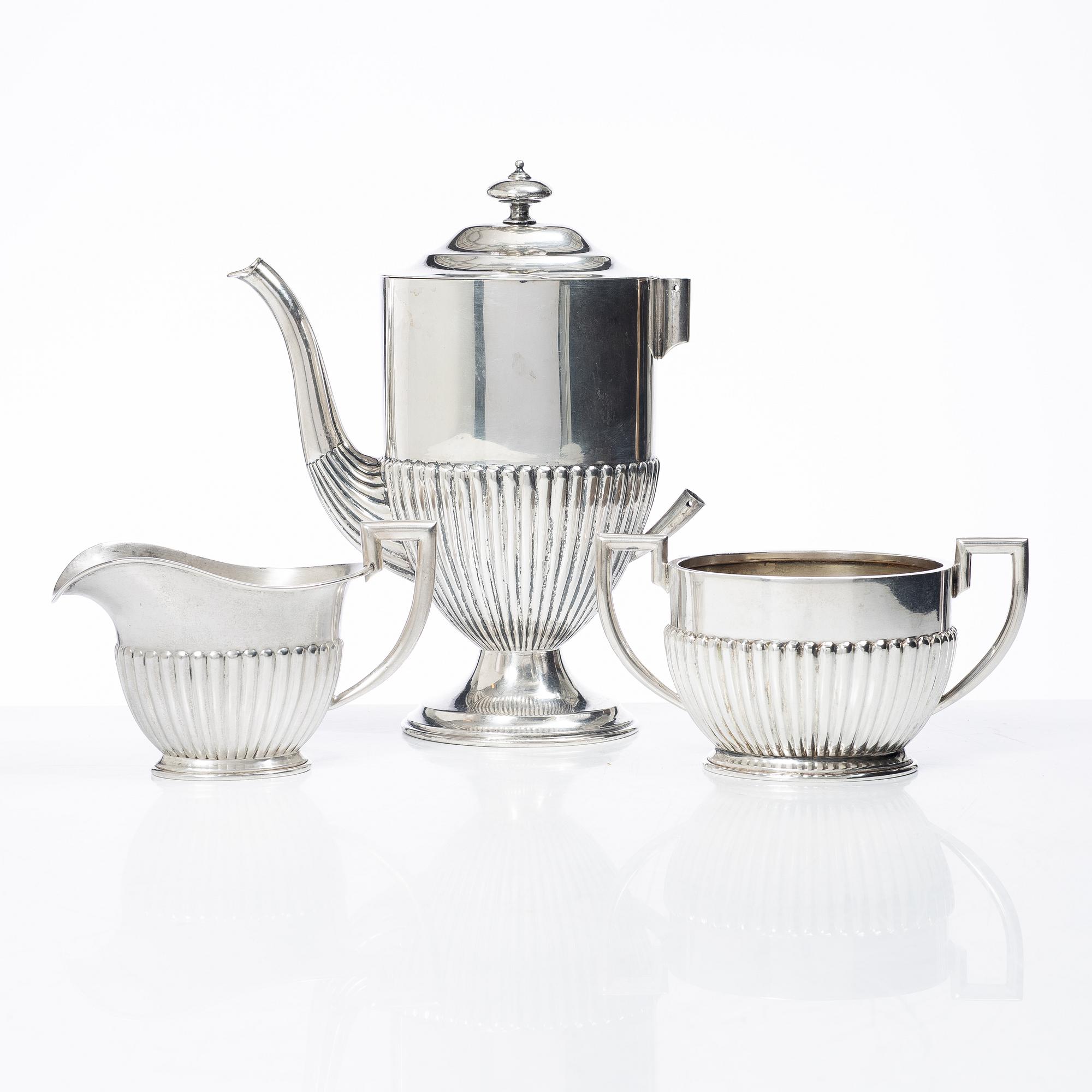 CG Hallberg, kaffeservis, 3 delar, silver, gustaviansk stil, Stockholm 1902.