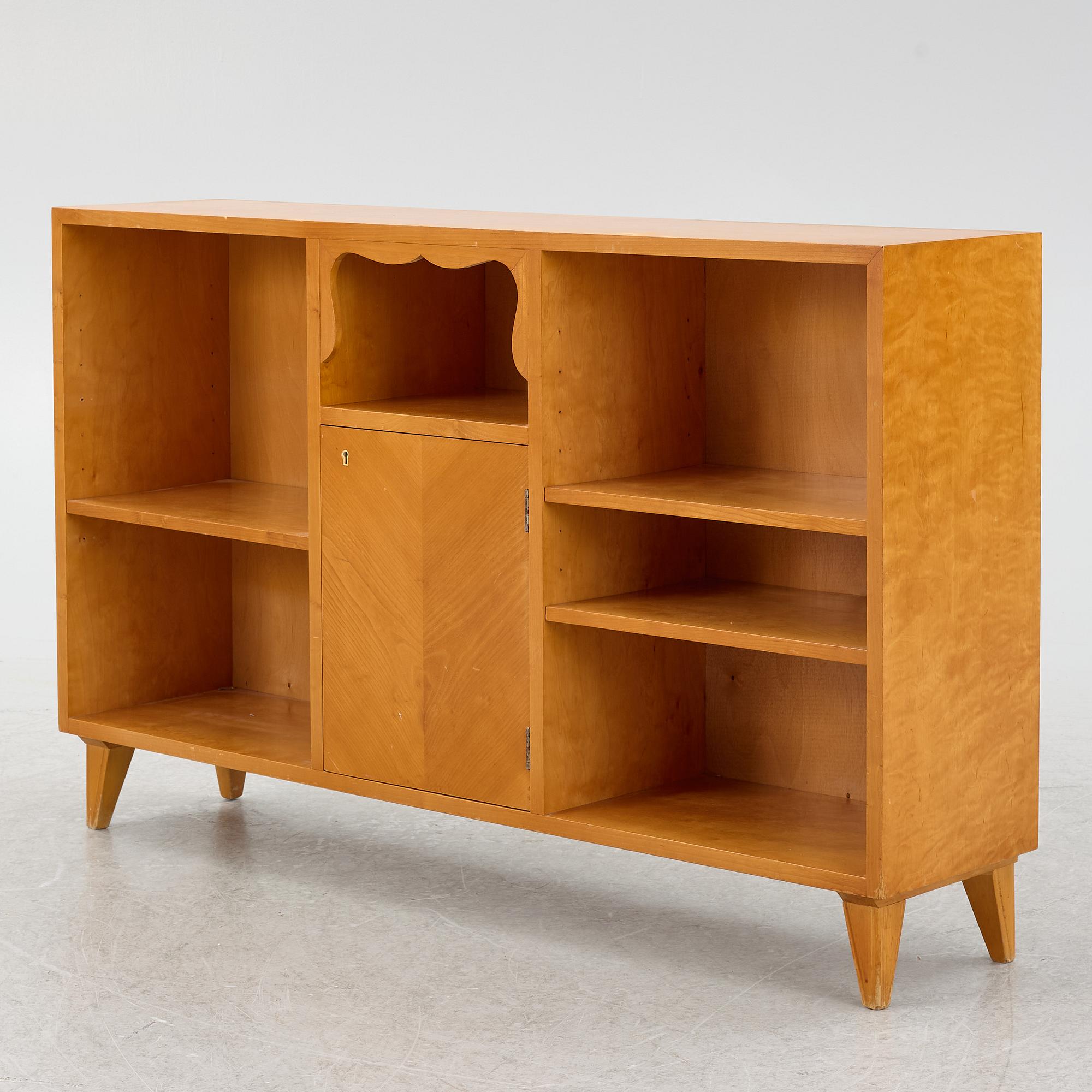 A bookcase with cabinet, AB Gunnars Fabriker, Sävsjö, 1930s/40s.