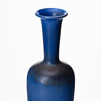 Berndt Friberg, a stoneware vase, Gustavsberg studio, Sweden 1964.