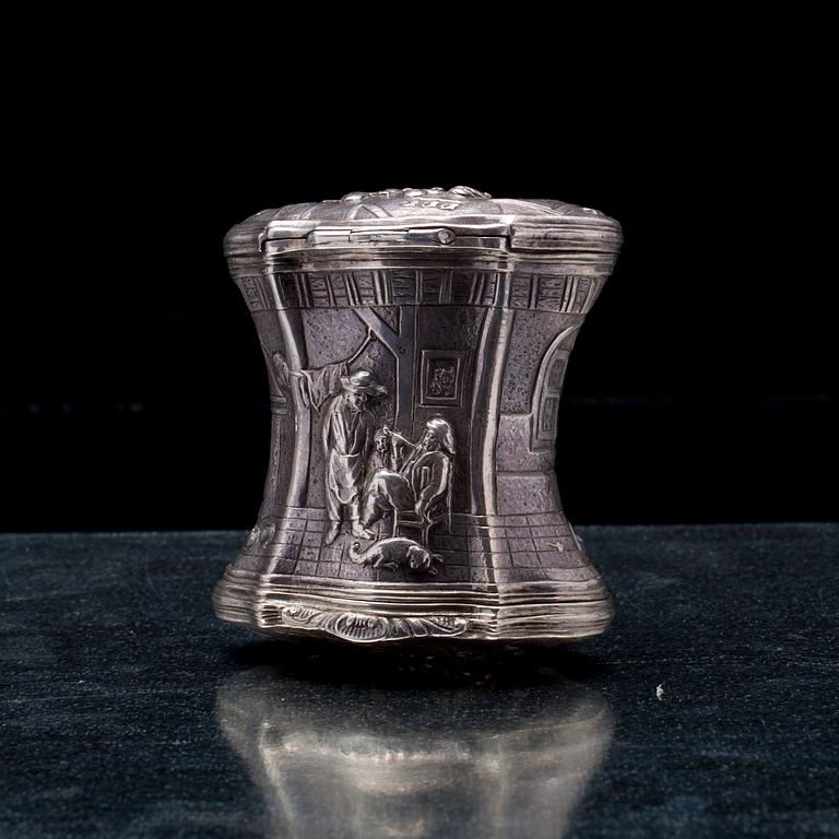 DUBBELSNUSDOSA, silver, oidentifierade stämplar, Mellaneuropa, 1800-tal. Vikt ca 121 g.