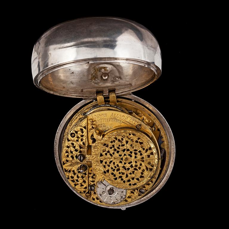 A silver verge pocket watch, early 18th century.