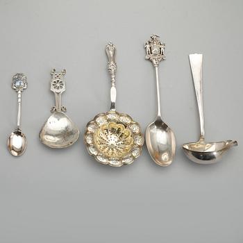 PARTI SILVER, 16 delar, bland annat Birmingham, England, 1917, vikt ca 607 gram.