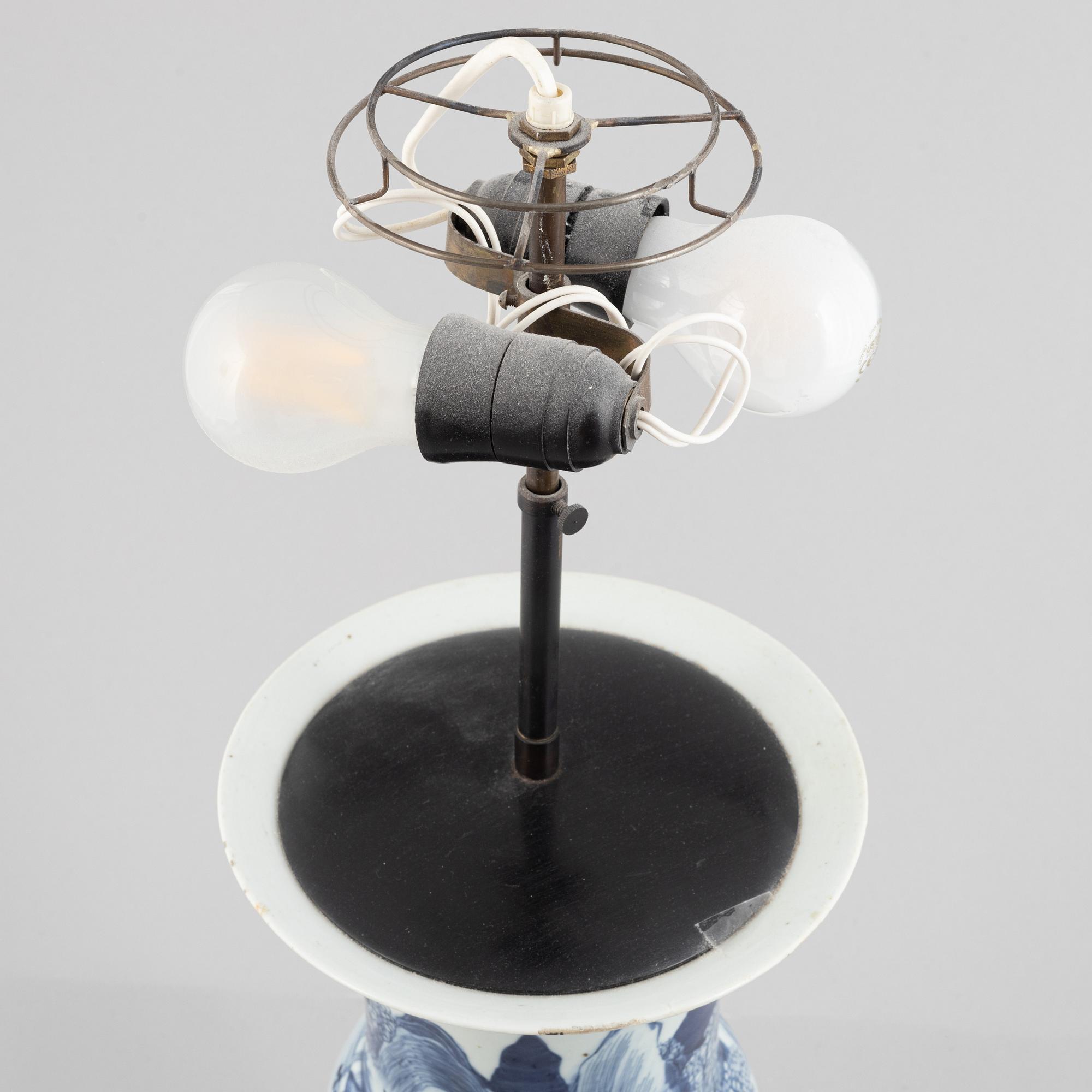 A large blue and white vase/table lamp, late Qing dynasty.