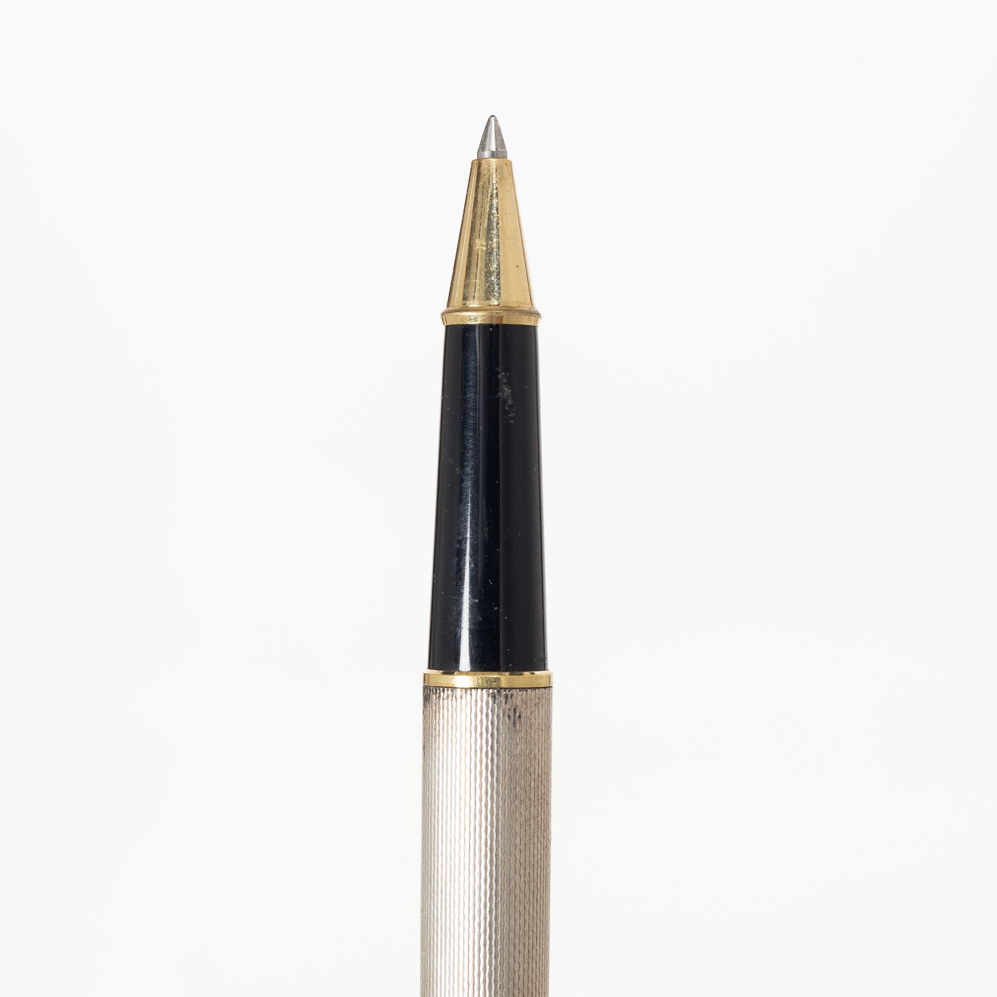 A silver Montblanc pen, pre-1991.