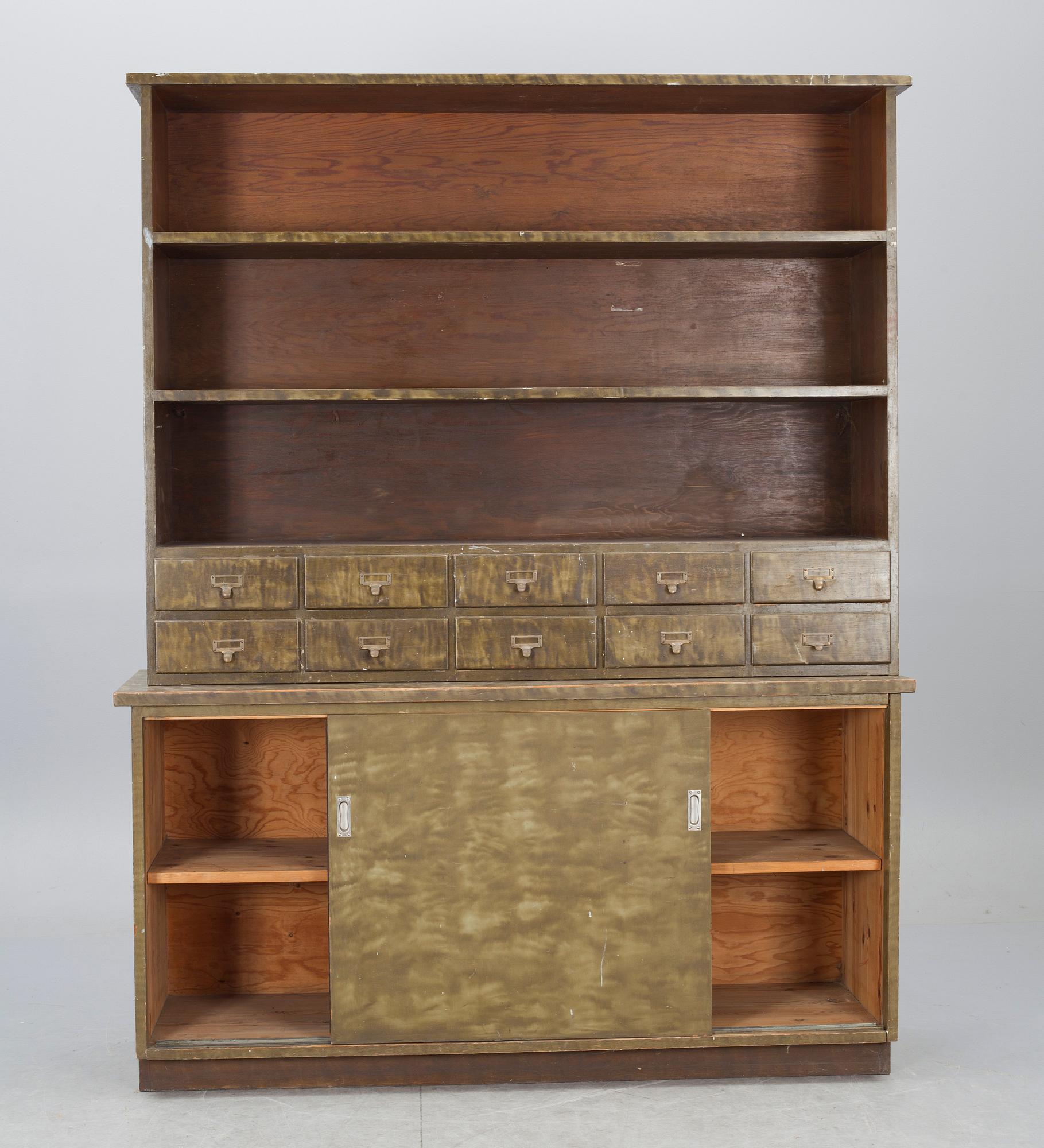 BUTIKSINREDNING, 2 delar, 1900-talets första hälft.