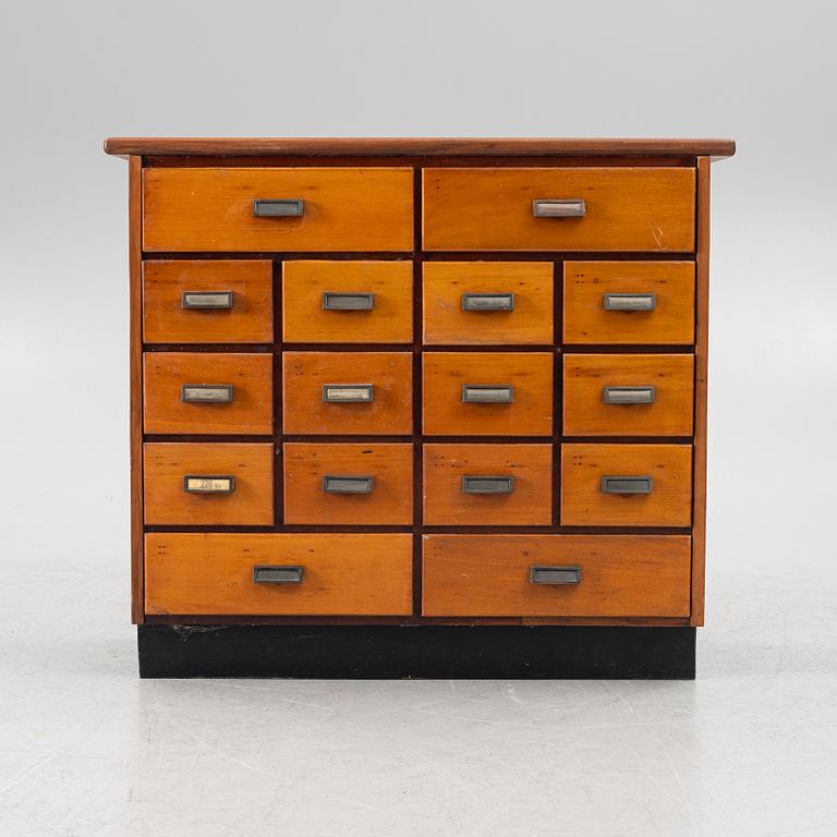 A chest of drawers, first half of the 20th Century.