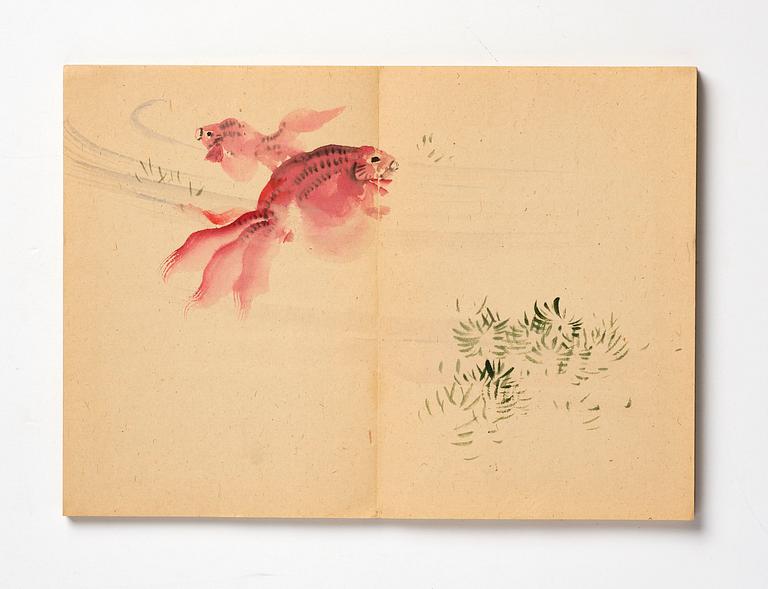 Two Chinese albums, one empty, early 20th century.