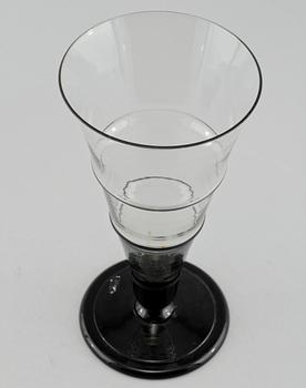 VAS, glas, 1900-talets andra kvartal.