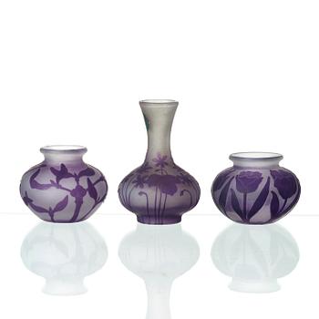 Karl Lindeberg, a set of three Art Nouveau cameo glass vases, Kosta.