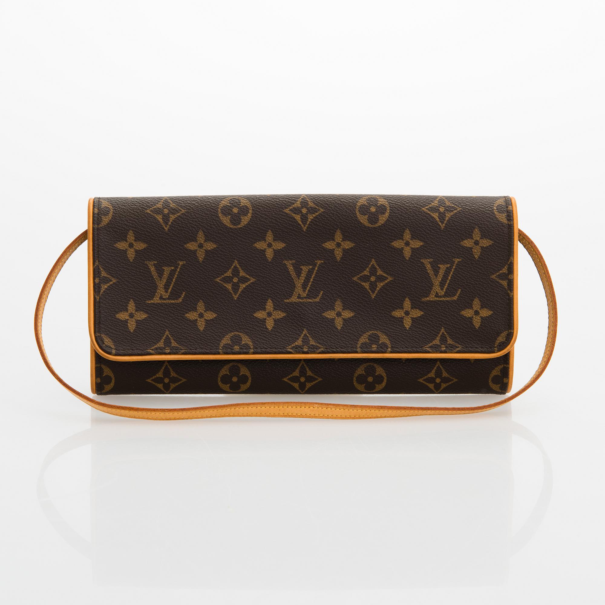 Louis Vuitton, "Monogram Pochette Twin", laukku.