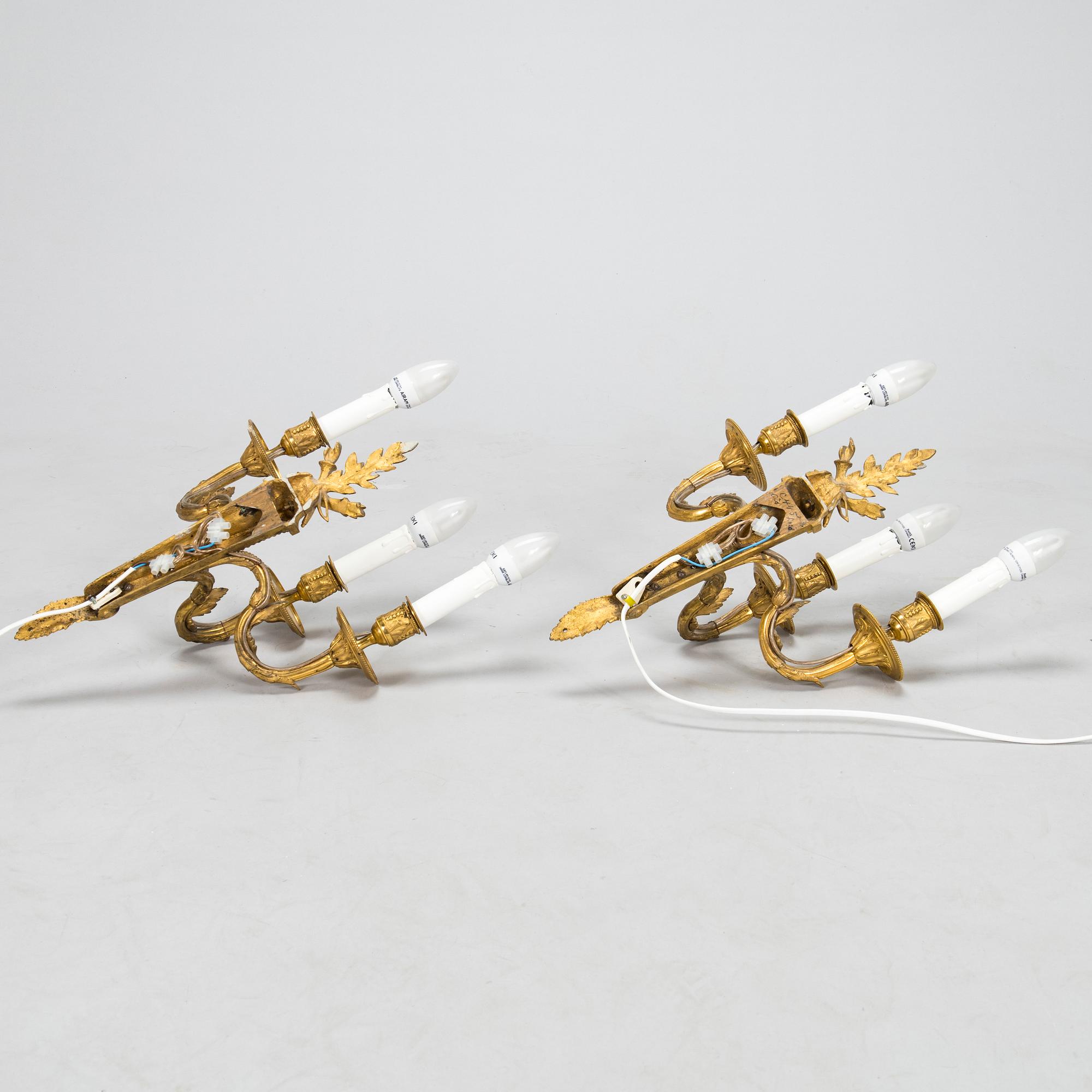 Väggappliquer, ett par, Louis XVI-stil, 1800-talets slut.