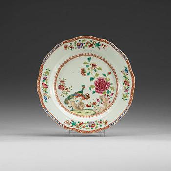 1580. A set of six famille rose double peacock dinner plates, Qing dynasty, Qianlong (1736-95).
