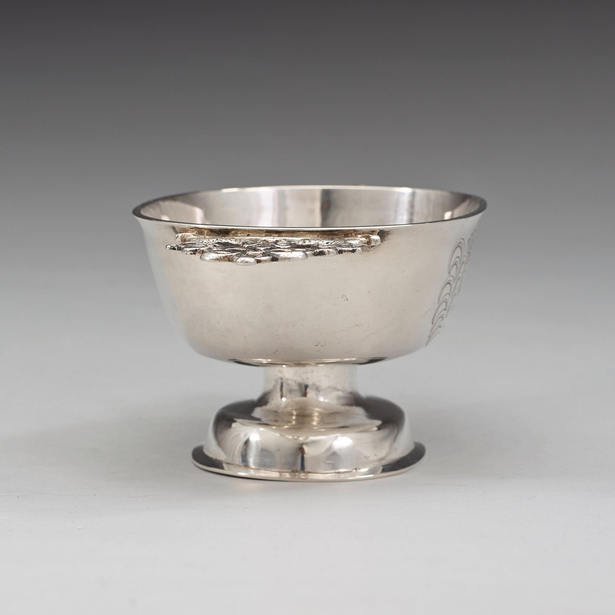 BRÄNNVINSSKÅL, icke identifierad mästarstämpel HP, Nederländerna. Daterad 1716.