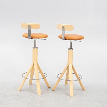 Pierre Sindre & Patrik Bengtsson, fiver 'Pop' bar chairs, Gärsnäs, 2017.