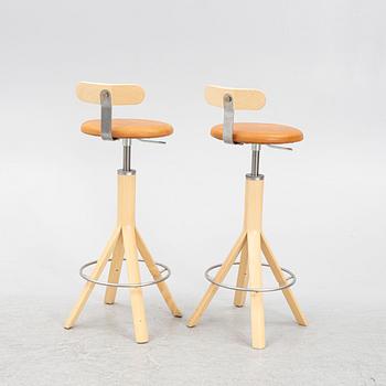 Pierre Sindre & Patrik Bengtsson, barstolar, 5 st, "Pop", Gärsnäs, 2017.