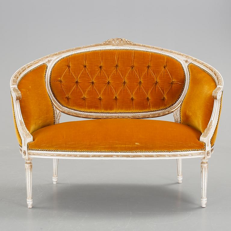 SOFFA, Gustaviansk stil, 1900-talets början.