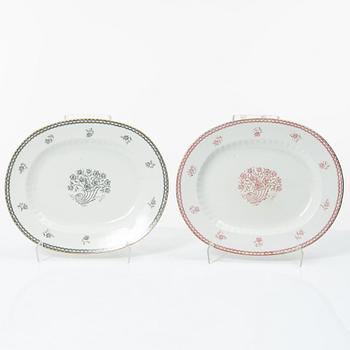 Wilhelm Kåge, a 92-piece creamware dinner and coffee service, 'Lyx', Gustavserg, Sweden, in production 1925-36.