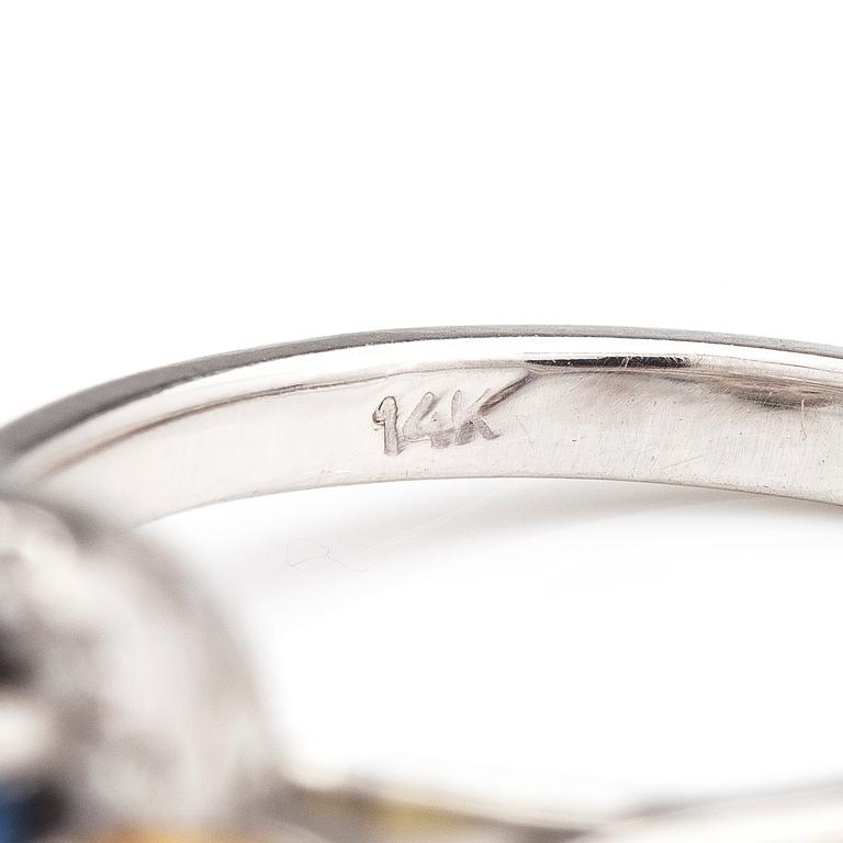 SORMUS, 14K valkokultaa, briljantteja n. 0.07 ct yht ja safiireja.