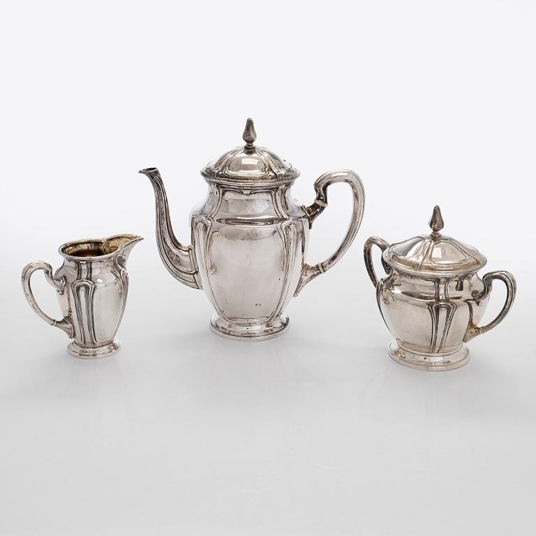 Teservis, 3 delar, silver, importstämplade i Prag 1901-1921.