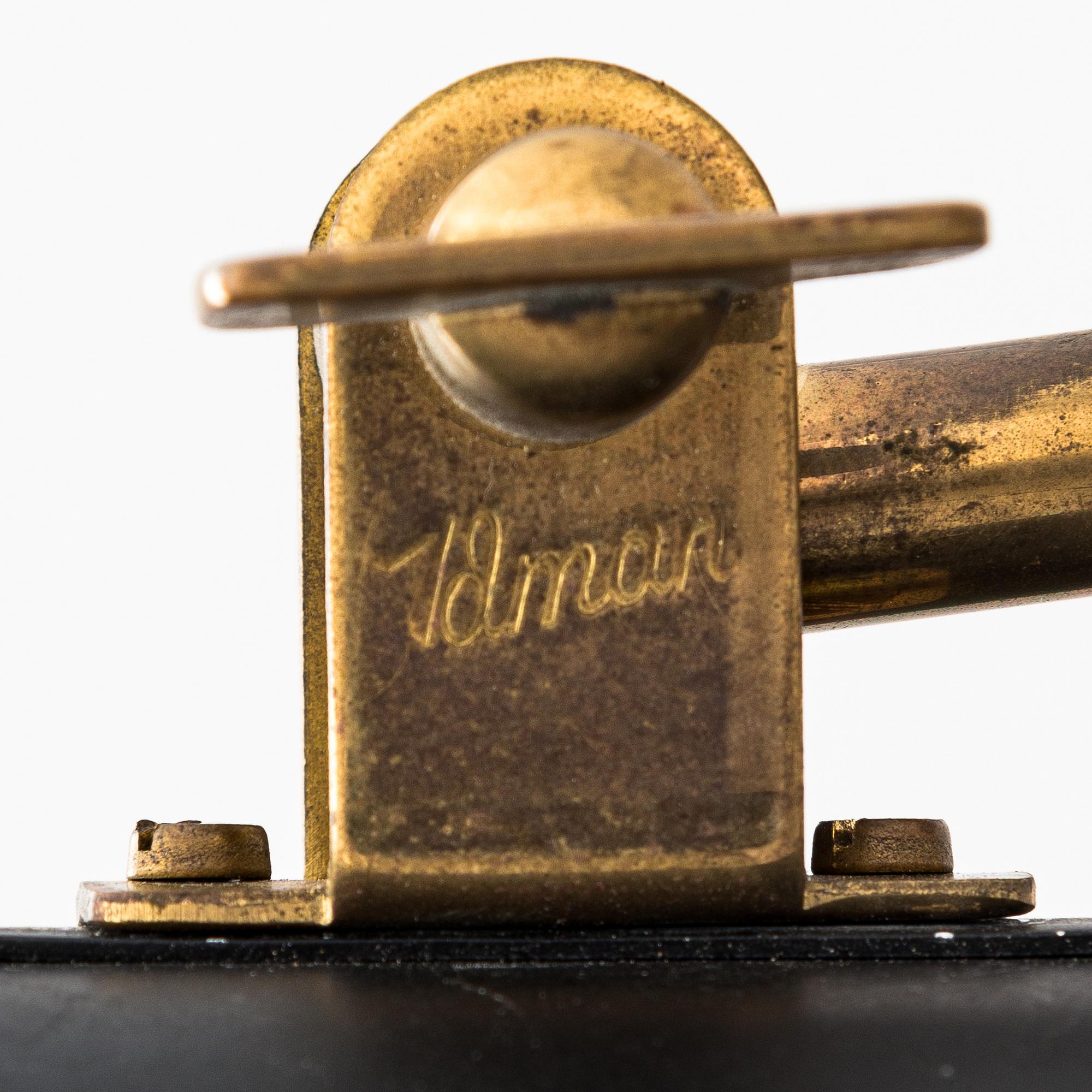 Mauri Almari, Bordslampa, K11-15, Idman, 1900-talets mitt.