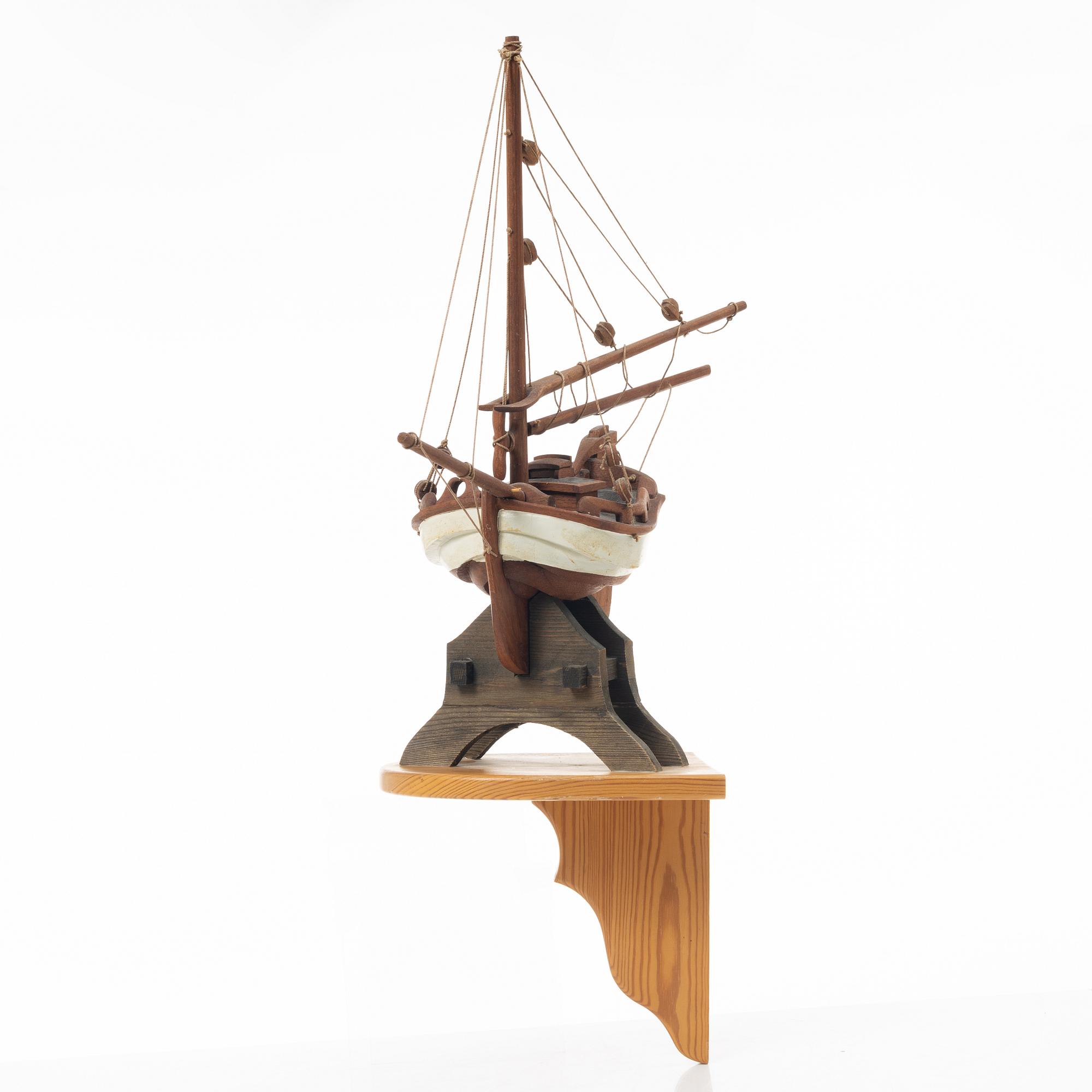 Bengt Lundin, Fishing boat.