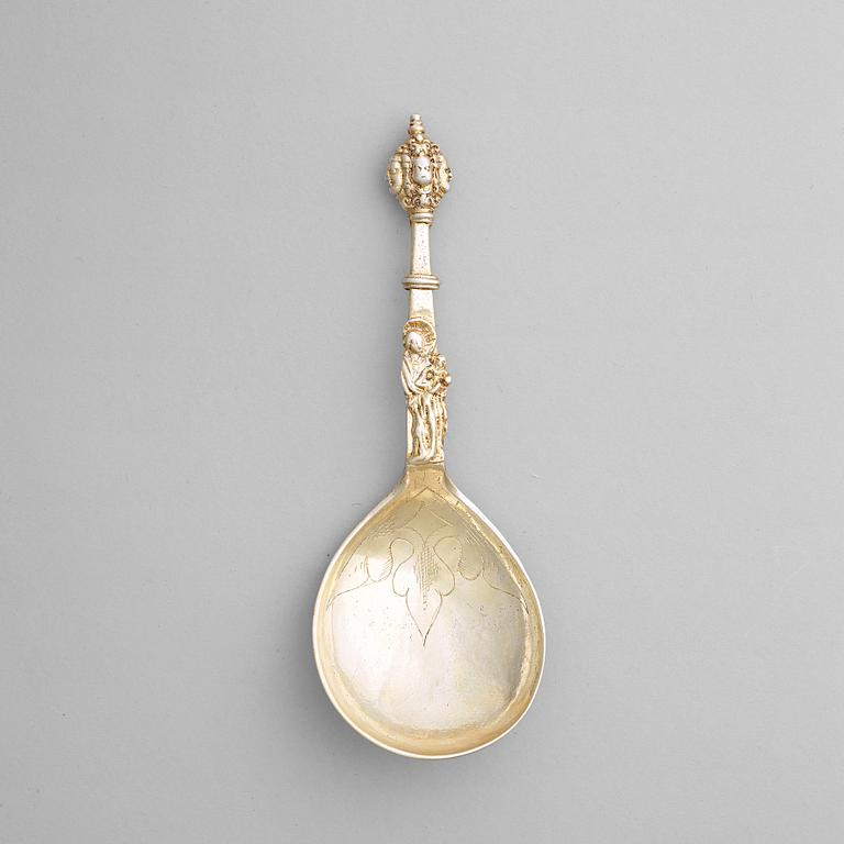 A Scandinavian 17th century silver-gilt spoon, unidentified makersmark.