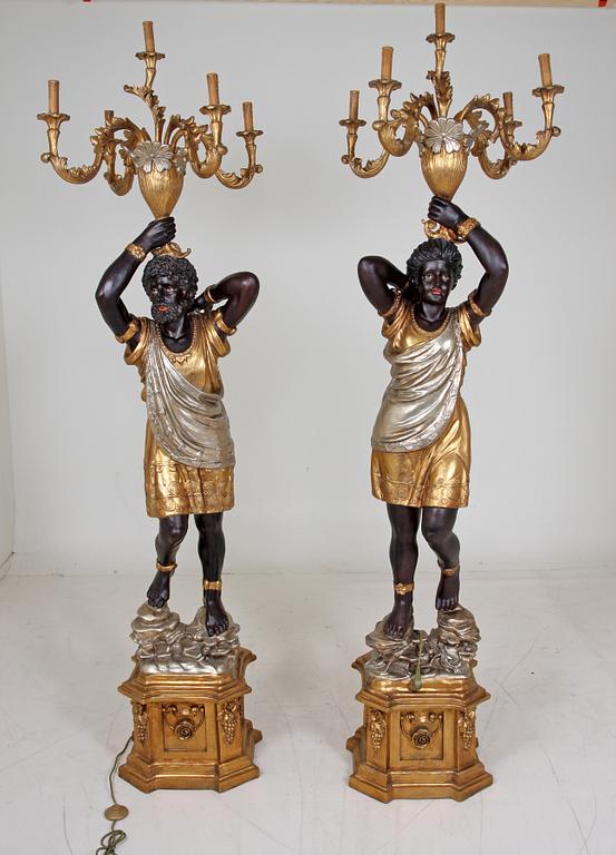 GOLVLAMPOR, ett par, venetiansk stil, 1900/2000-tal.