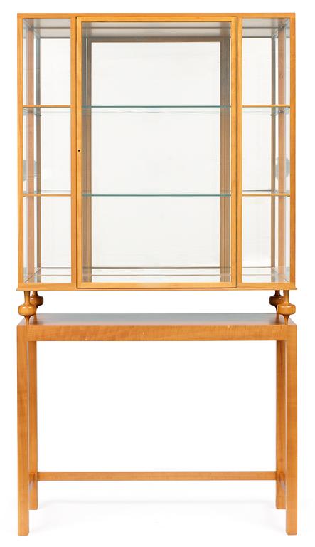 A Josef Frank glass cabinet, Firma Svenskt Tenn.