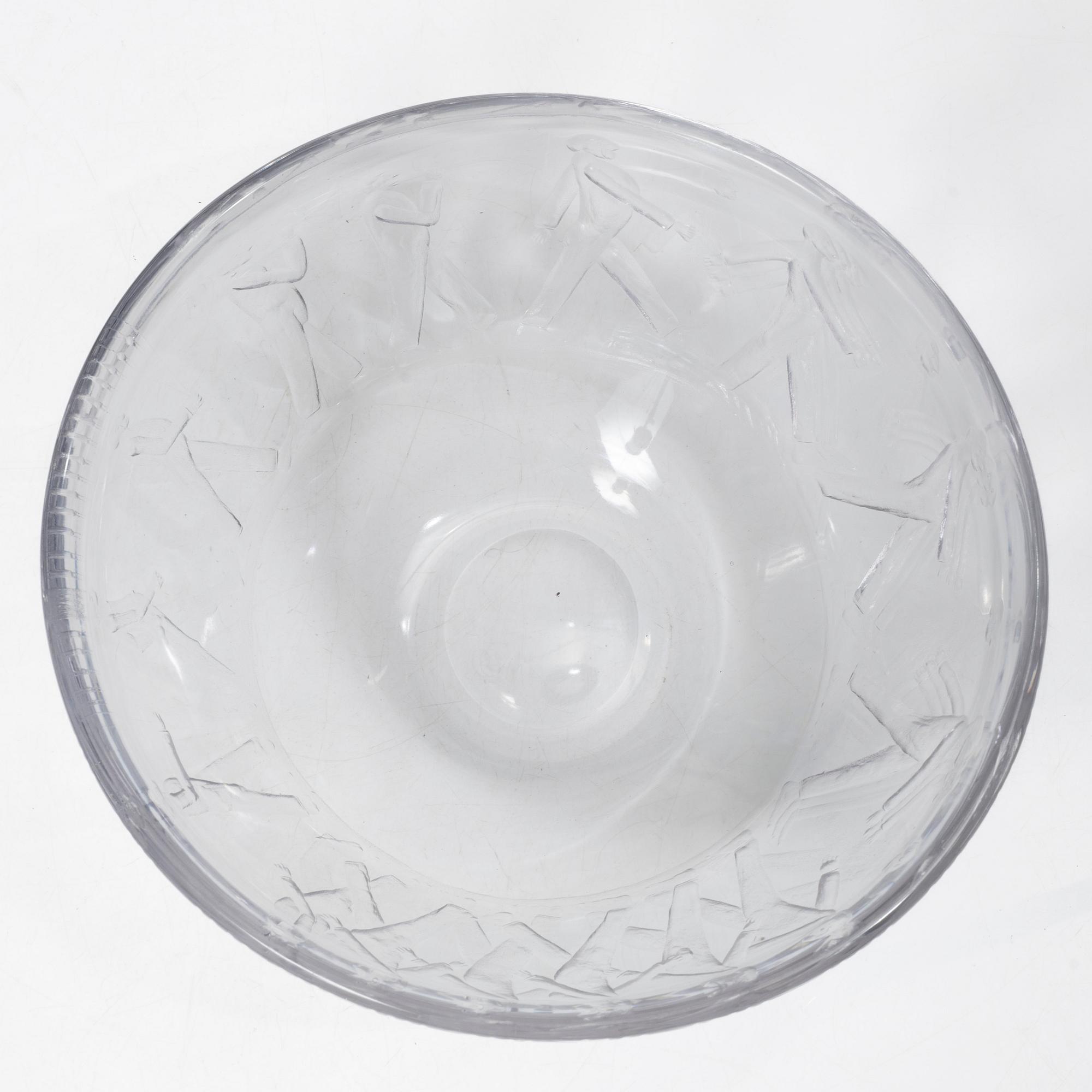 Erik Höglund, an engraved glass bowl "The Emperor's New Clothes", model H 838, Boda 1950s.