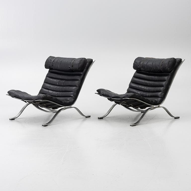 Arne Norell, fåtöljer, ett par, "Ari", Norell Möbel AB, 1990-tal.