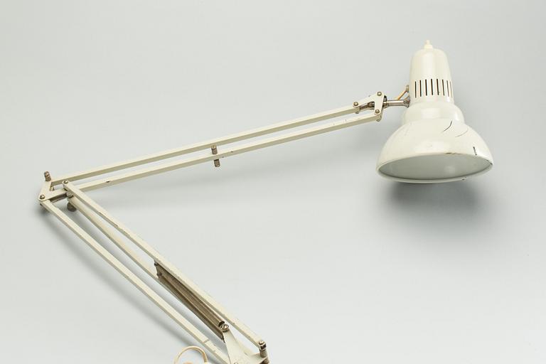 SKRIVBORDSLAMPA, Jacob Jacobsen, Modell L-1, Luxo, 1900-talets senare del.
