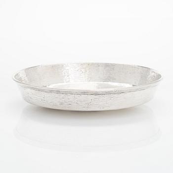 Tapio Wirkkala, sterling silver bowl TW 289, Kultakeskus, Hämeenlinna 1970. Model designed in 1963.