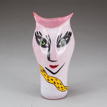 VAS, glas, Ulrica Hydman Vallien, Kosta Boda. 1900-talets andra hälft.