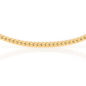 A herringbone-link necklace.