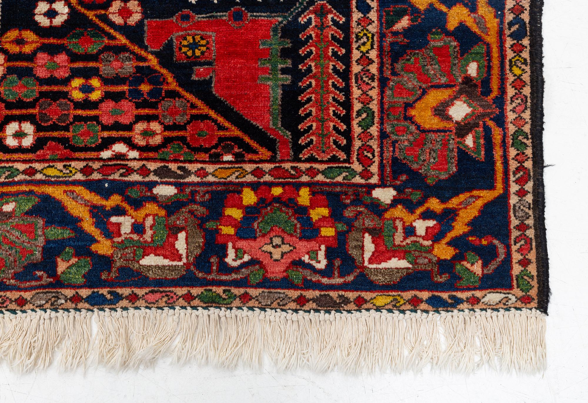 Matta, Bakhtiari, ca 290 x 190 cm.